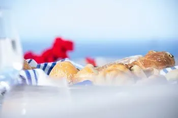 Erofili Fira (Santorini)